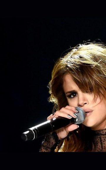 Quiz: Complete These Selena Gomez Lyrics