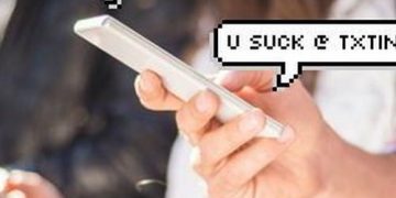 Quiz: Do You Suck At Texting?