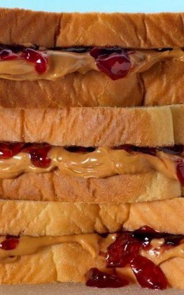 Quiz: We'll Reveal What Kind of Eater You Are Based on How You Make a PB&J Sandwich.