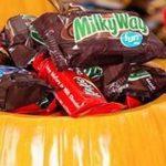 Quiz: Your Taste In Halloween Candy Will Reveal Your Greatest Fear In Life
