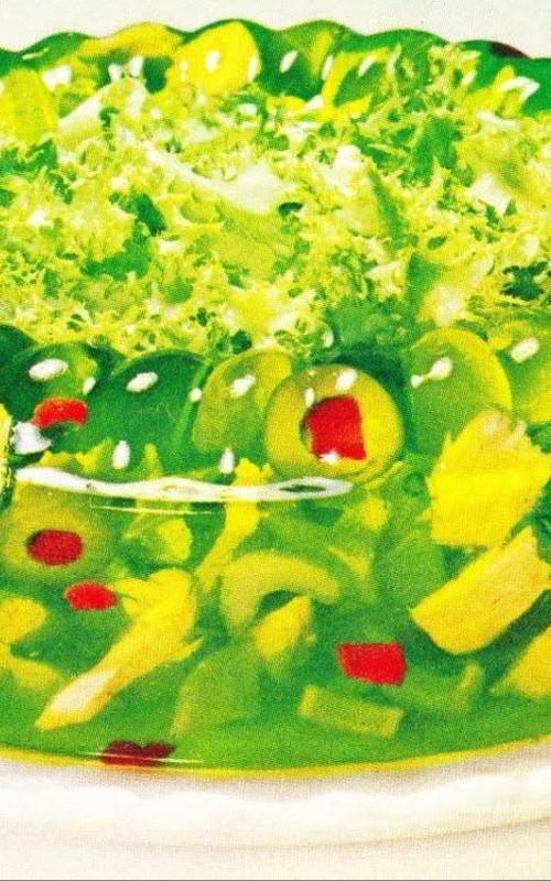 Avoid These 1950s-Inspired Dishes for Your Next Meal